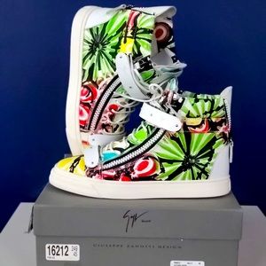 Men’s Multicolored Giuseppe’s size 9.5